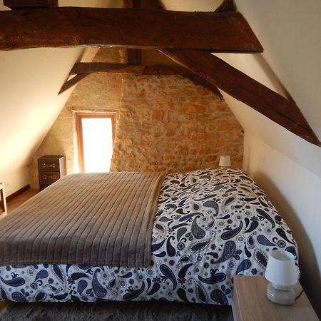 Domaine De Nineyrolle Villa Azerat Buitenkant foto